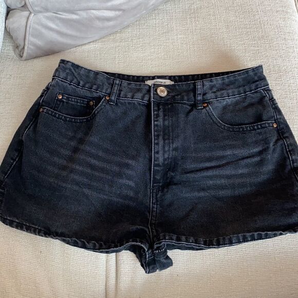 forever 21 black denim shorts - 28 waist - Picture 2 of 3